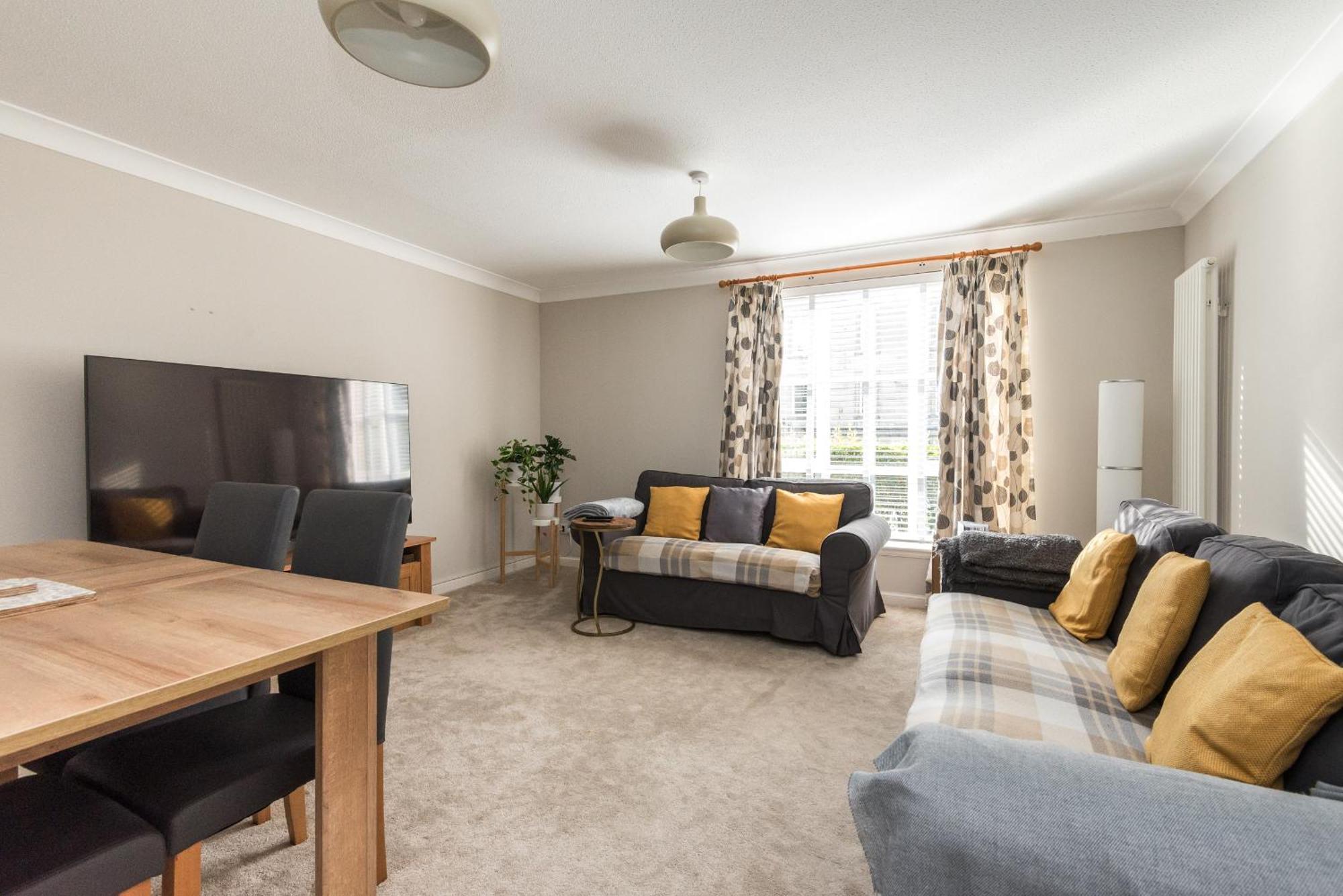 Roseburn Apartment, Edinburgh - 2 Bedrooms, Free Parking Luaran gambar